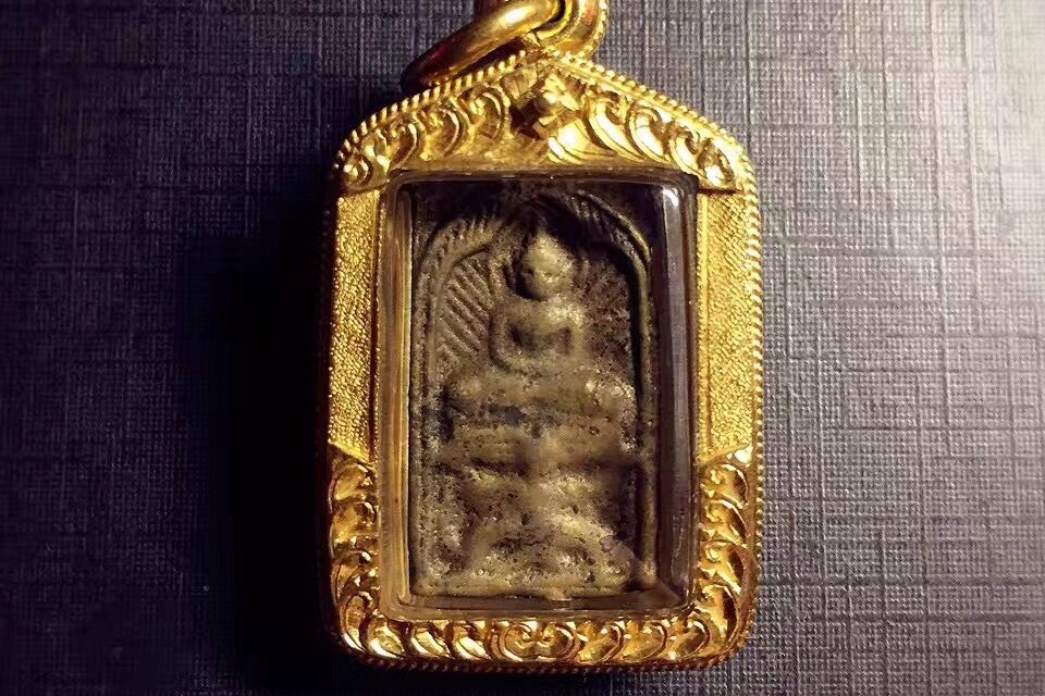 龙婆蜀金属佛祖圣物介绍01