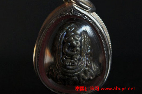龙婆噶龙2549年第一期经文掩面佛