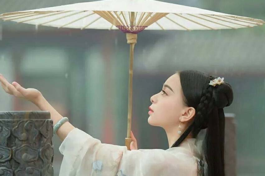 2012狮子座每月运势，掉下悬崖 狮子座们最希望捡到什么秘籍