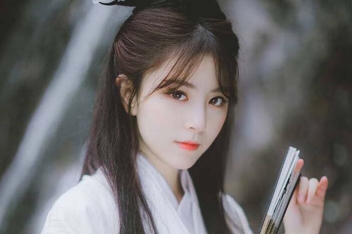 2013属虎狮子座运势,狮子座们会选择在什么时候换发型