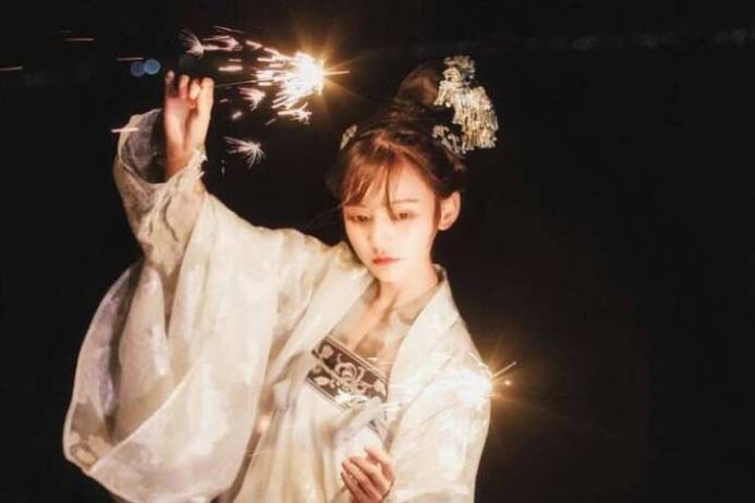 2013年属兔狮子座运势，狮子座们会怎么对待自己的天赋