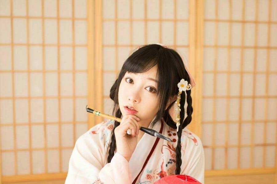 狮子座今日运势曲线，狮子座们明星犯错误后会有什么表现