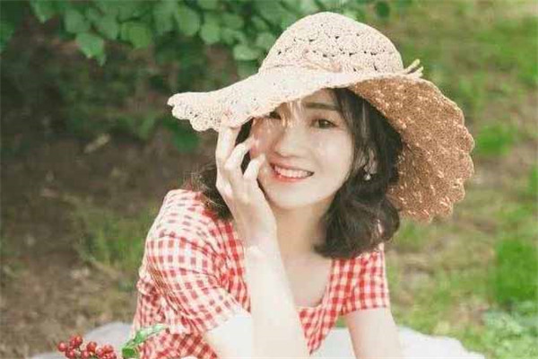 狮子座女生2019年运势:尴尬了 狮子座们在人多的时候突然放屁