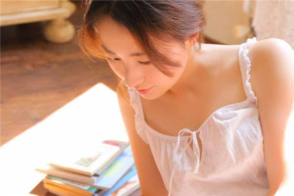 2011狮子座10月运势:一直暗恋的人突然表白,狮子座会怎么做
