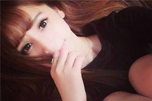 如何搞定狮子座男生,狮子座女生搞定狮子座男生的一个绝招