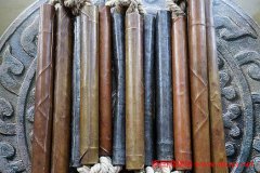 泰国佛牌种类：龙婆钟2500塔固与龙婆坤2537兴字自身佛牌介绍！